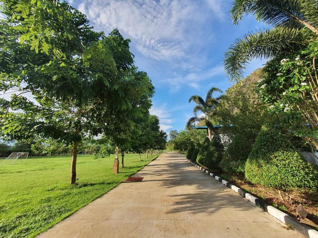 Phuphayot Resort Trang Eksteriør billede