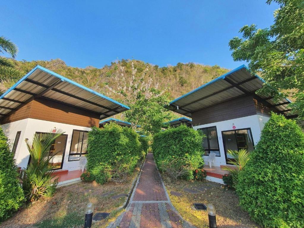 Phuphayot Resort Trang Eksteriør billede