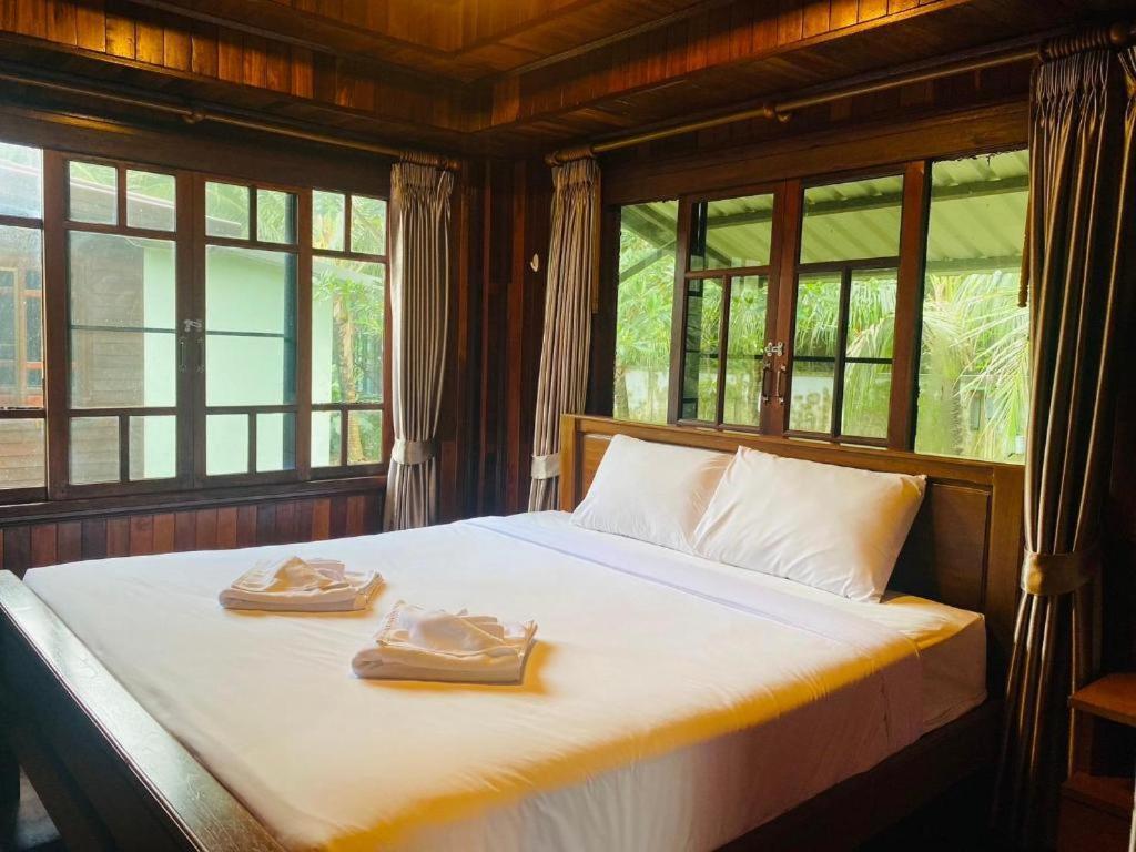 Phuphayot Resort Trang Eksteriør billede
